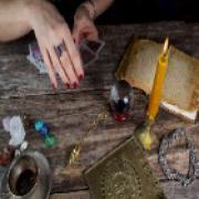 Online-paragnosten.net - tarotist Donna